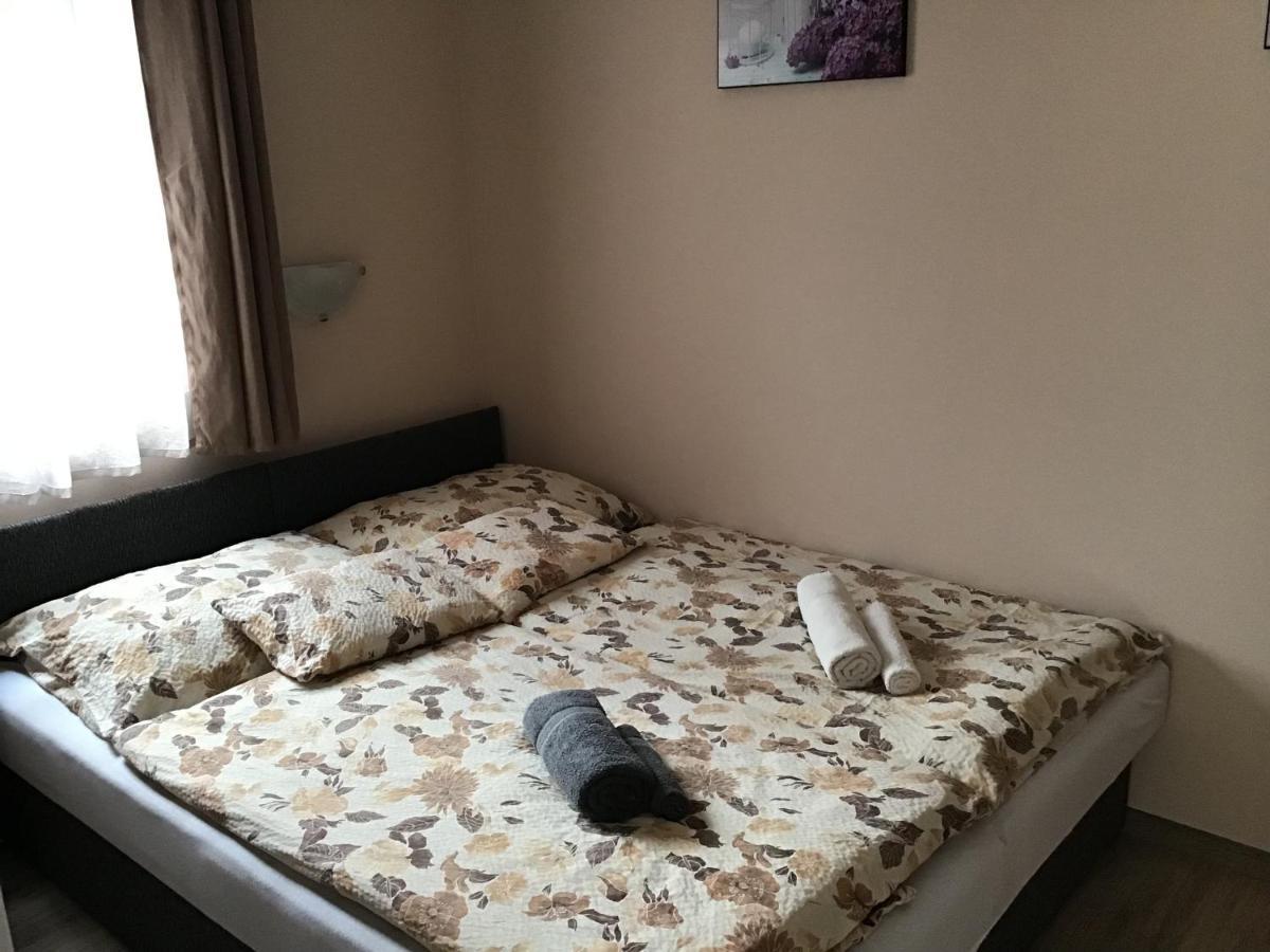 Dravecz Apartman Balatonlelle Eksteriør bilde