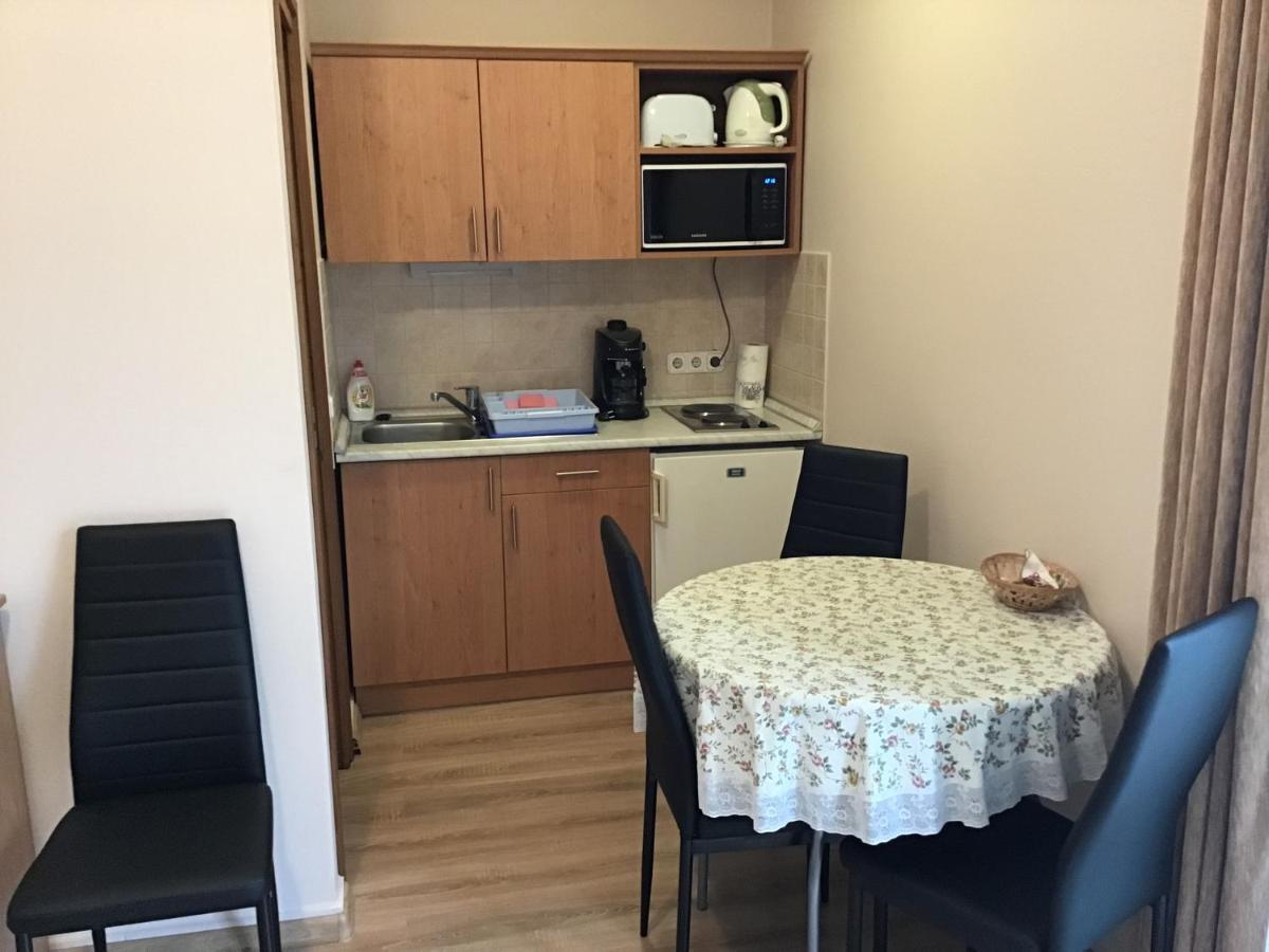 Dravecz Apartman Balatonlelle Eksteriør bilde