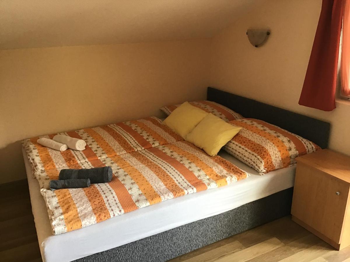 Dravecz Apartman Balatonlelle Eksteriør bilde