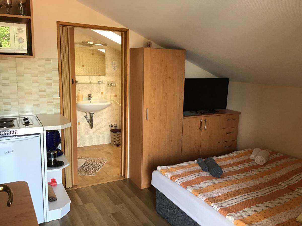 Dravecz Apartman Balatonlelle Eksteriør bilde
